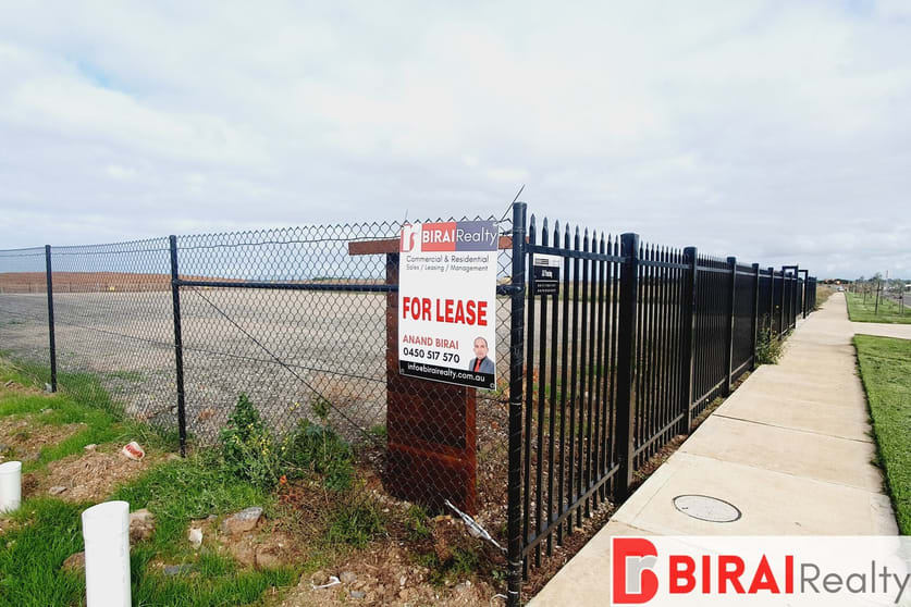 42/42 Droomer Way Tarneit VIC 3029 - Image 1