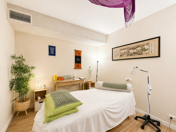 2/11 Patrick Street Campbelltown NSW 2560 - Image 3
