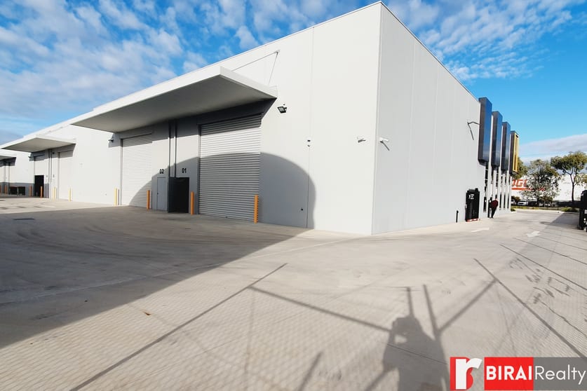 Click to view all images 8/220 Maidstone Street Altona VIC 3018 - Image 2