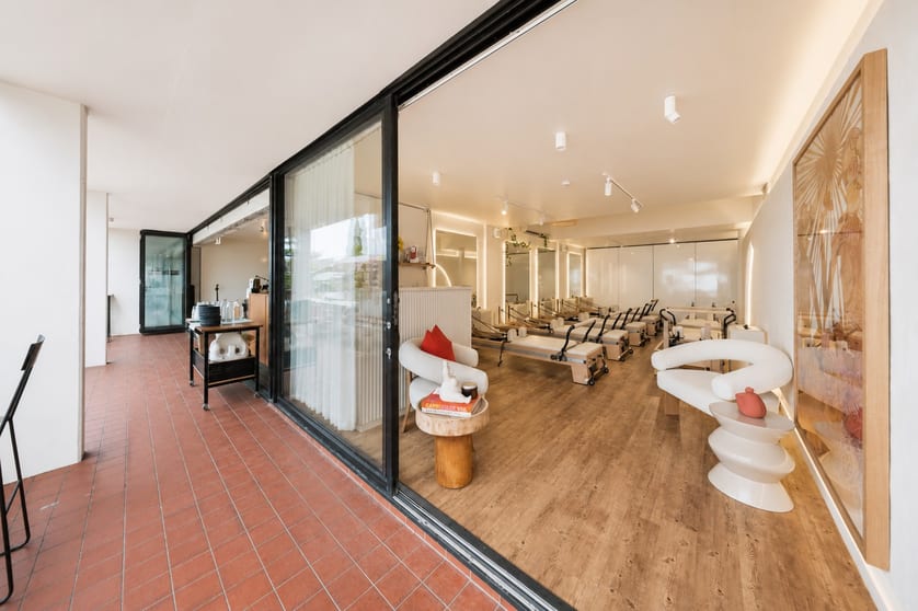Click to view all images 3b 3/792 Pacific Parade Currumbin QLD 4223 - Image 1