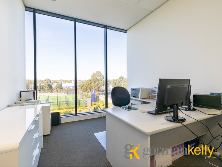 Click to view all images Suite 202/1 Crescent Road Glen Iris VIC 3146 - Image 3