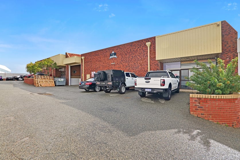 Click to view all images 2/14 Foley Street Balcatta WA 6021 - Image 1