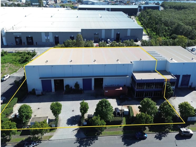 Click to view all images 98 Benjamin Pl Lytton QLD 4178 - Image 1