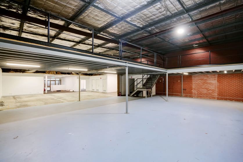 Click to view all images Rear/168 Balcatta Road Balcatta WA 6021 - Image 3