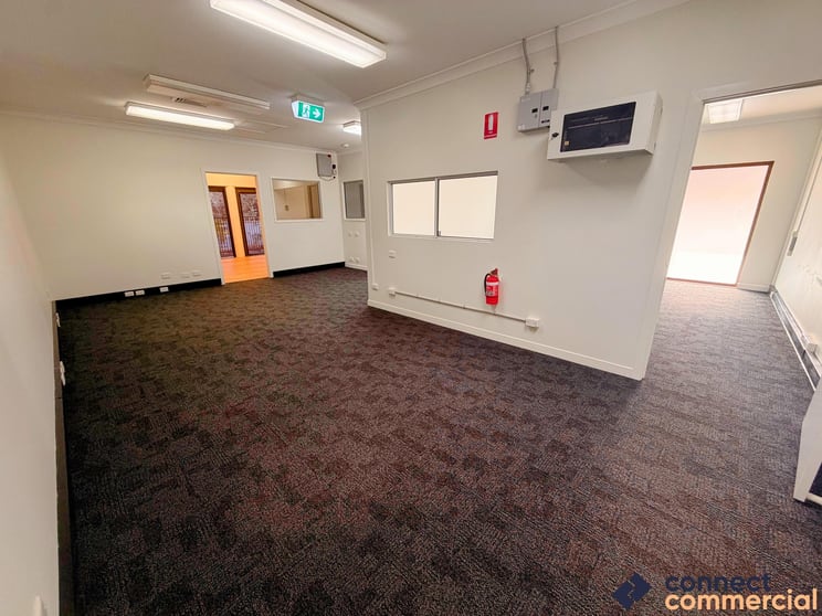 Click to view all images C7/50-54 Railway Street Mudgeeraba QLD 4213 - Image 3