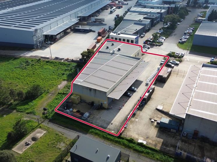 Click to view all images 7 International Square/7 International Square Tullamarine VIC 3043 - Image 1
