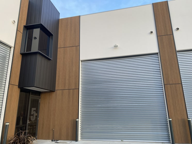 Click to view all images 5/52-56 Douro Street North Geelong VIC 3215 - Image 2
