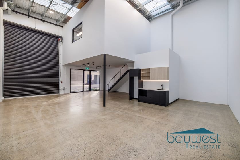 Click to view all images 15/4 Peacock Road Tyabb VIC 3913 - Image 2