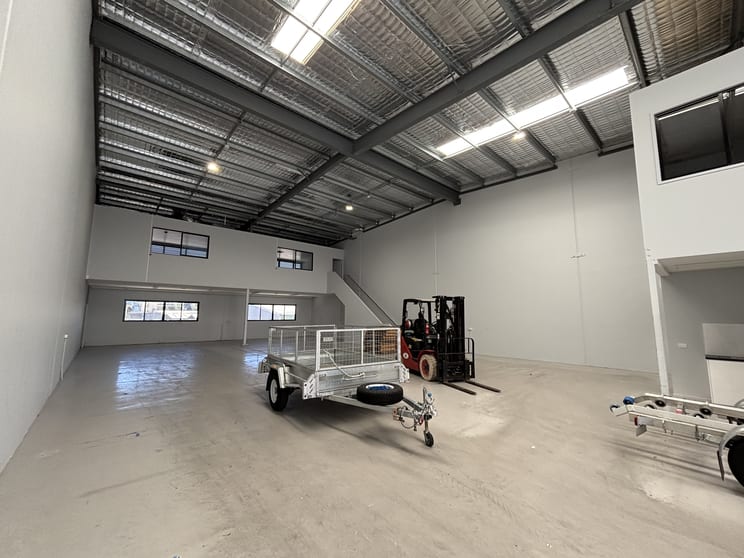Click to view all images 6/10a Industrial Avenue Molendinar QLD 4214 - Image 2