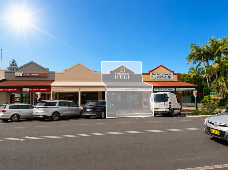 Click to view all images 6/25-27 Lawson Street Byron Bay NSW 2481 - Image 1