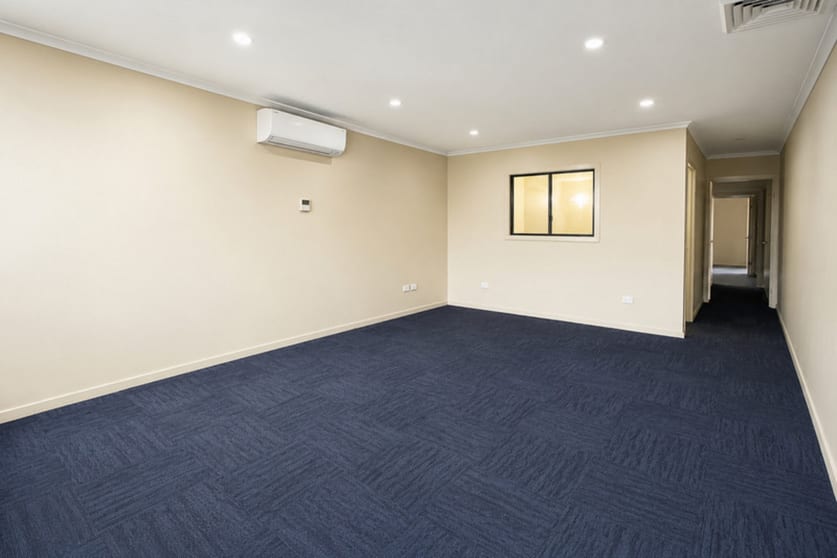 Click to view all images 4/44 Jones Street Harlaxton QLD 4350 - Image 3