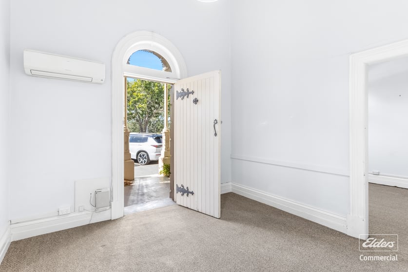 248 Quay Street Rockhampton City QLD 4700 - Image 3
