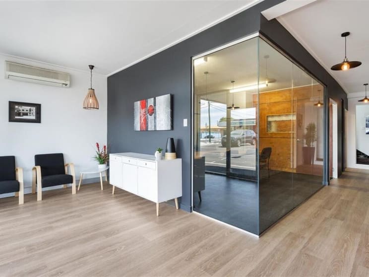 Click to view all images Board Room - 66 Denham Street Rockhampton City QLD 4700 - Image 2