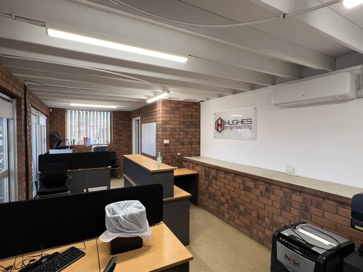 Click to view all images 8 Keogh Way West Kalgoorlie WA 6430 - Image 2
