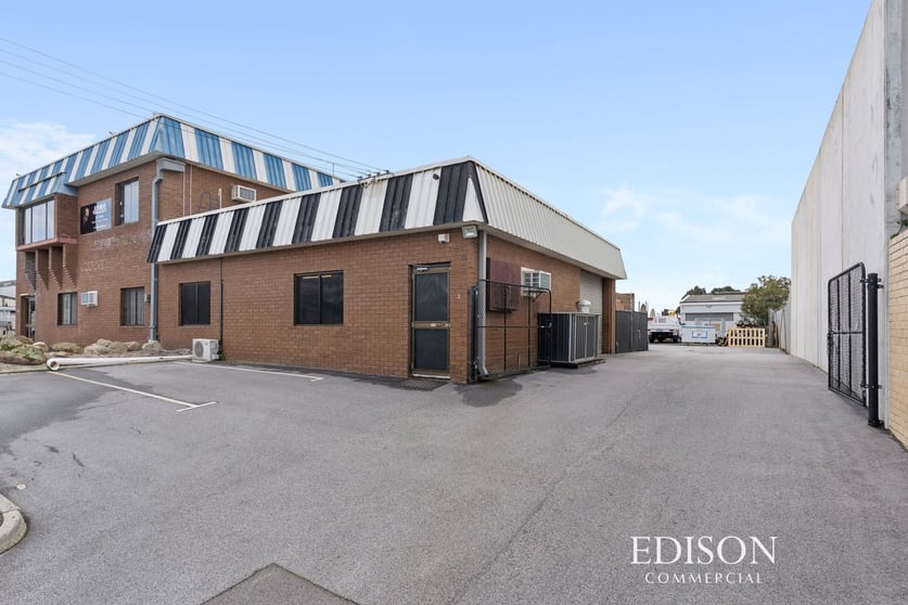 Click to view all images 2/24 Yampi Way Willetton WA 6155 - Image 1