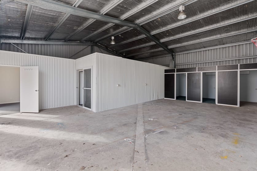 Click to view all images Shed 13/19 Elsham Avenue Orange NSW 2800 - Image 2
