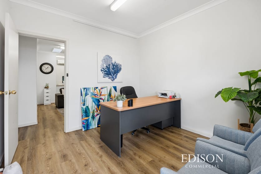 Click to view all images 1C/73 Gibson Avenue Padbury WA 6025 - Image 3