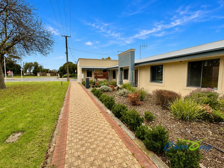 Click to view all images 93A Railway Terrace Tailem Bend SA 5260 - Image 3