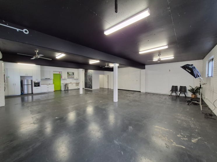 Suite 3 / 345 Wagga Road, Lavington NSW 2641 - Image 2