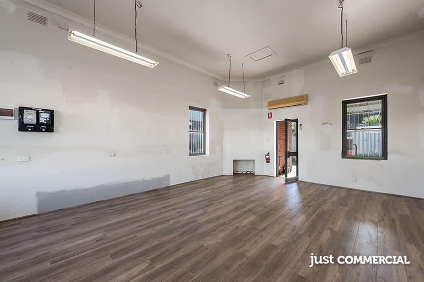 Click to view all images 171 McKinnon Road Mckinnon VIC 3204 - Image 3