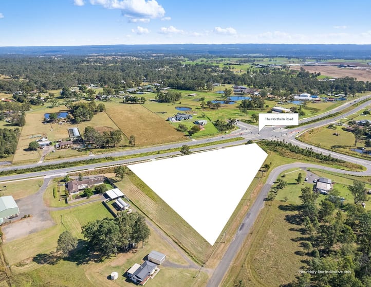 Click to view all images 1550 The Northern Road Bradfield NSW 2556 - Image 3
