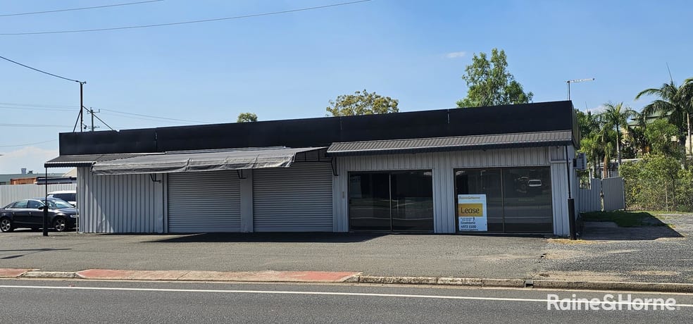 Click to view all images B/53 Lord Street Gladstone Central QLD 4680 - Image 2