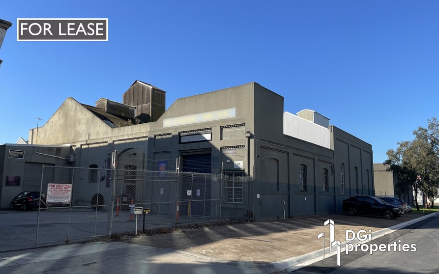 Click to view all images 25 Youell Street Footscray VIC 3011 - Image 2