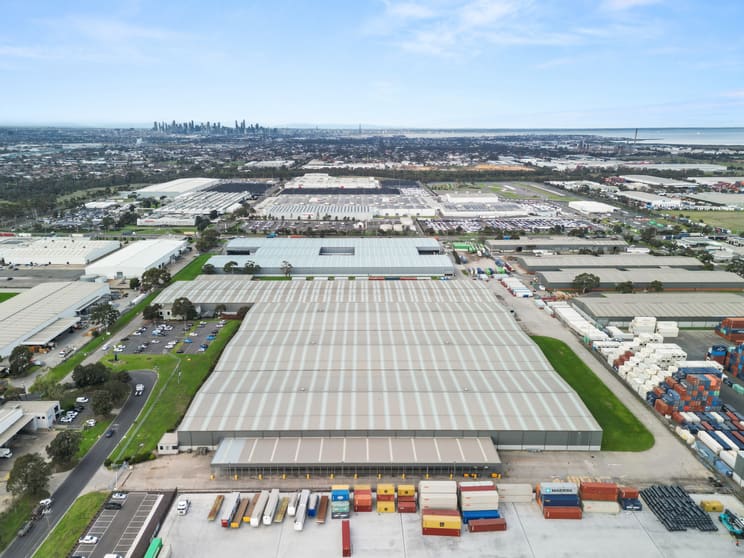Click to view all images 31-45 Westgate Drive Altona North VIC 3025 - Image 1