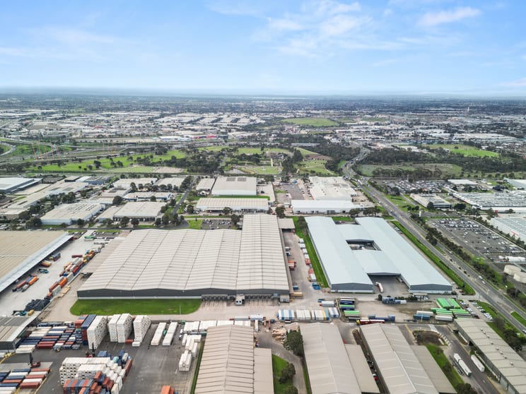 Click to view all images 31-45 Westgate Drive Altona North VIC 3025 - Image 3