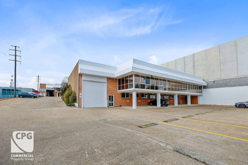 Click to view all images Unit 1/102-106 Bath Road Kirrawee NSW 2232 - Image 1