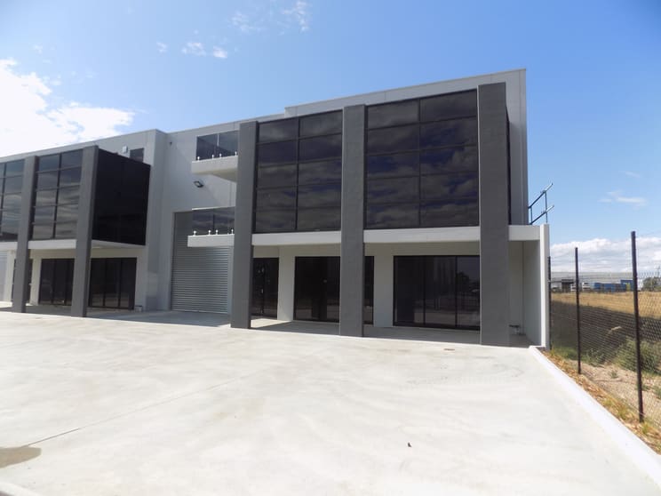 Click to view all images 13/21 Graham Daff Boulevard Braeside VIC 3195 - Image 2