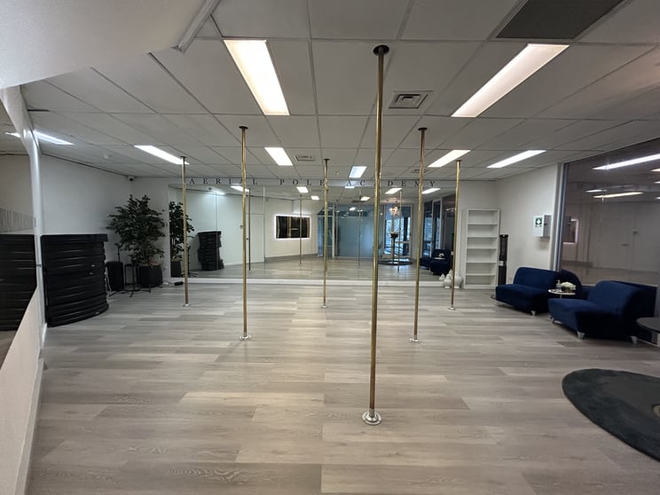 Click to view all images Unit 1/68 Emu Bank Belconnen ACT 2617 - Image 2