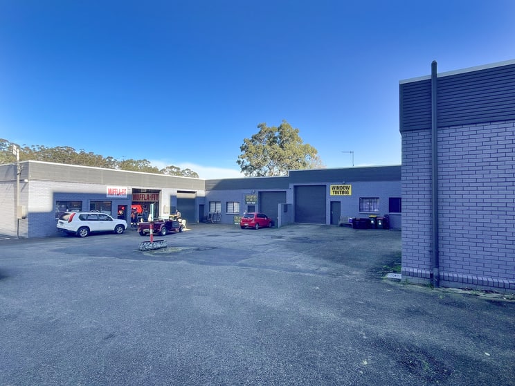 Click to view all images Unit 6/4-6 Moore Street West Gosford NSW 2250 - Image 1
