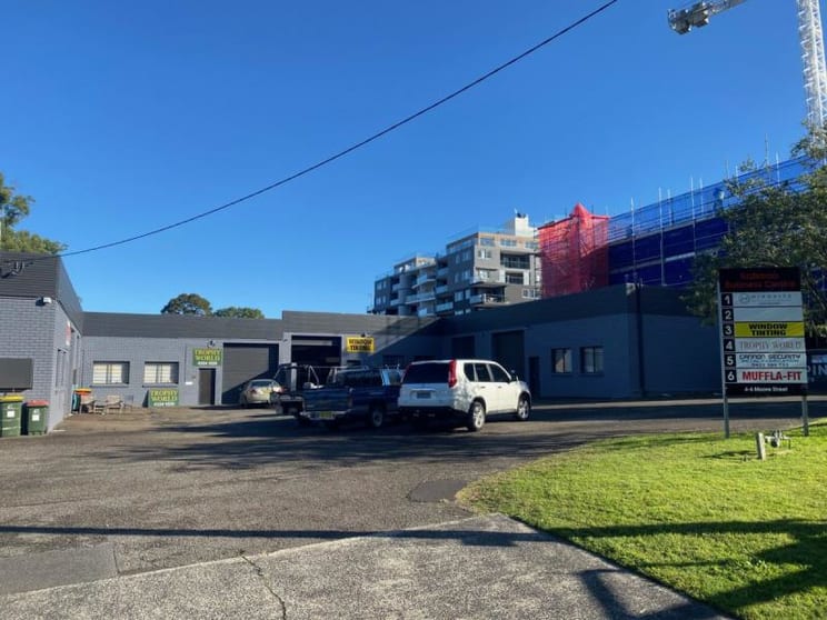Click to view all images 4-6 Moore Street West Gosford NSW 2250 - Image 3