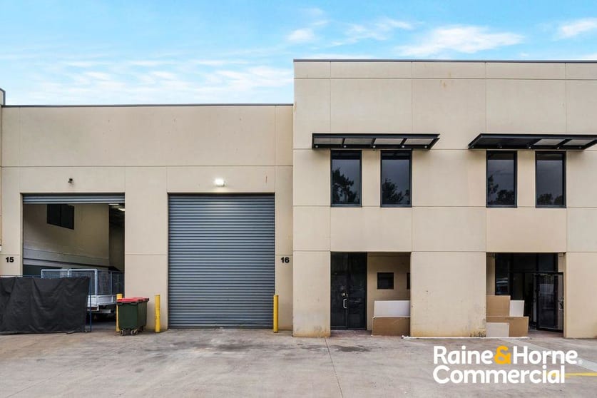Click to view all images 16/13 Swaffham Road Minto NSW 2566 - Image 2