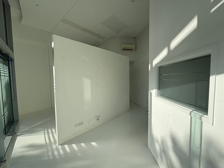 408/1 Como Crescent Southport QLD 4215 - Image 3
