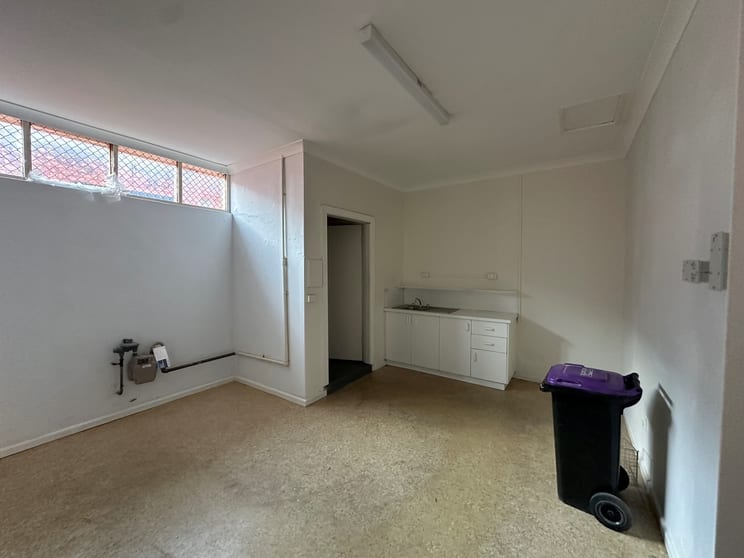 Click to view all images 69 Murphy Street Wangaratta VIC 3677 - Image 3