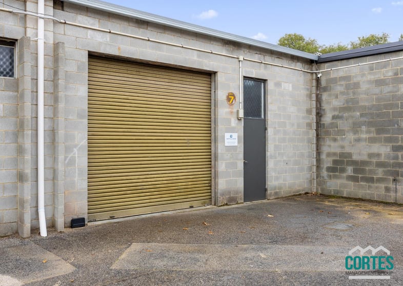 Click to view all images 7/41-43 Reserve Drive Mandurah WA 6210 - Image 1