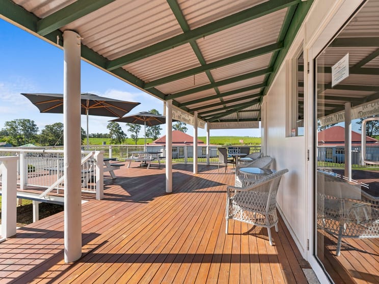 Click to view all images 22473 Bruce Highway Tinana South QLD 4650 - Image 2