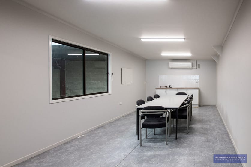 Click to view all images Clontarf QLD 4019 - Image 3