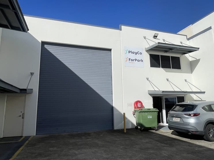 Click to view all images 3/6-8 TOMBO STREET Capalaba QLD 4157 - Image 1