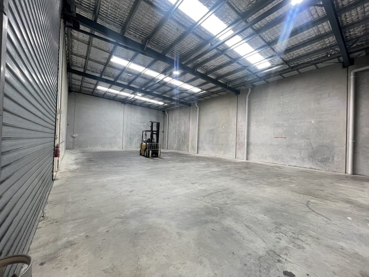 Click to view all images 3/6-8 TOMBO STREET Capalaba QLD 4157 - Image 2