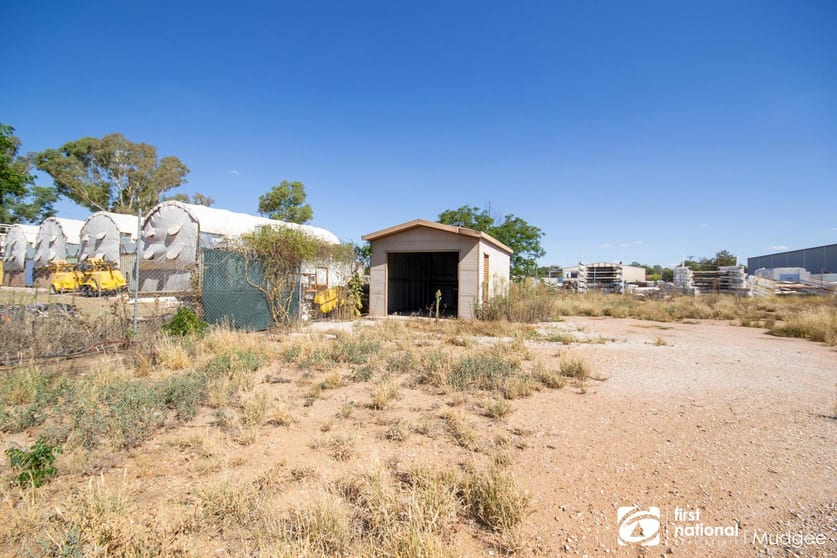 Click to view all images 21 Happy Valley Road Gulgong NSW 2852 - Image 2