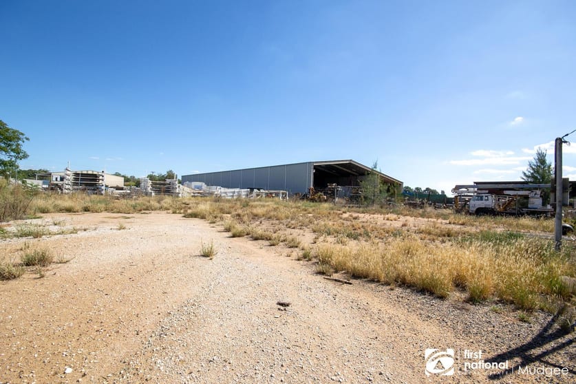 Click to view all images 21 Happy Valley Road Gulgong NSW 2852 - Image 3