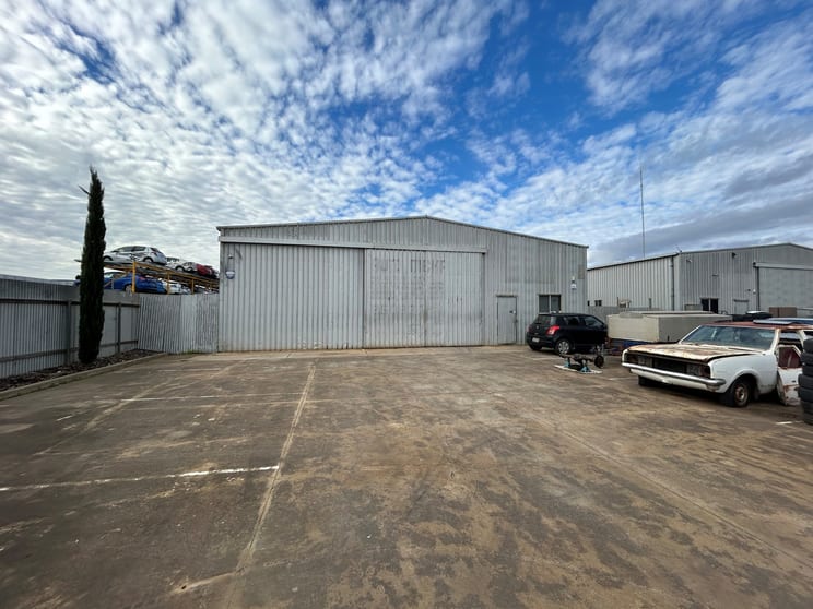 Click to view all images Shed 2, 31-33 Barndioota Road Salisbury Plain SA 5109 - Image 3