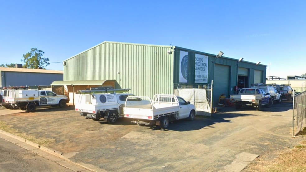 10 Glasson Street Emerald QLD 4720 - Image 2