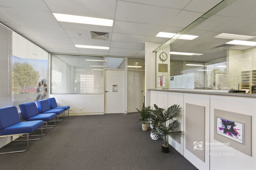 Click to view all images 306 Main Street Bairnsdale VIC 3875 - Image 2