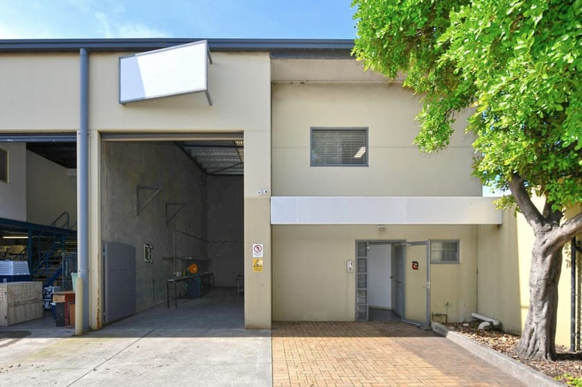 Click to view all images 10/9 Meadow Way Banksmeadow NSW 2019 - Image 1