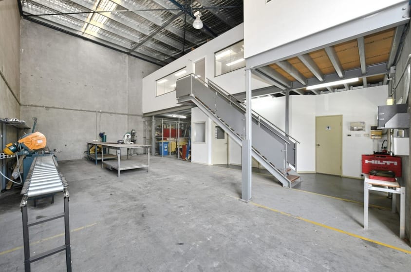 Click to view all images 10/9 Meadow Way Banksmeadow NSW 2019 - Image 3