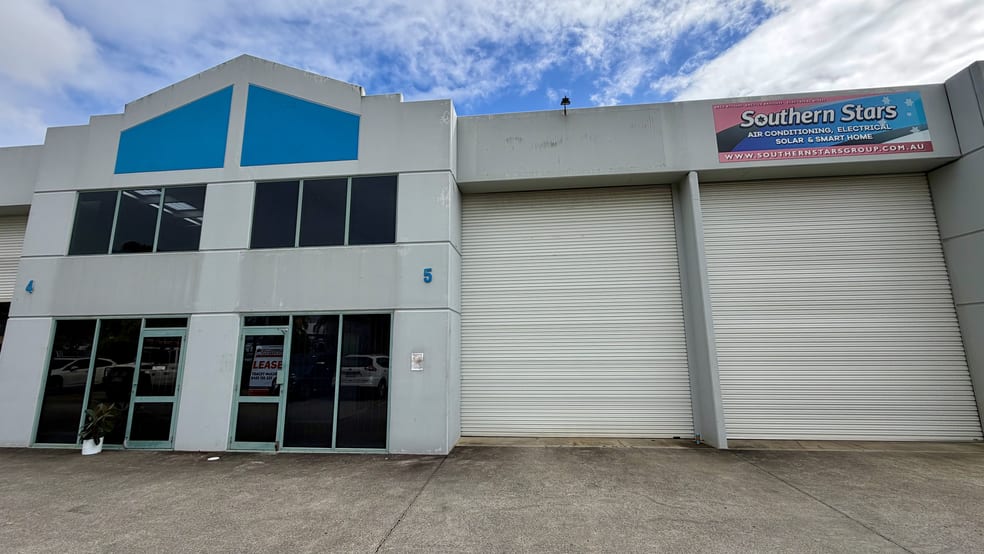Click to view all images 5/95 Lear Jet Drive Caboolture QLD 4510 - Image 1